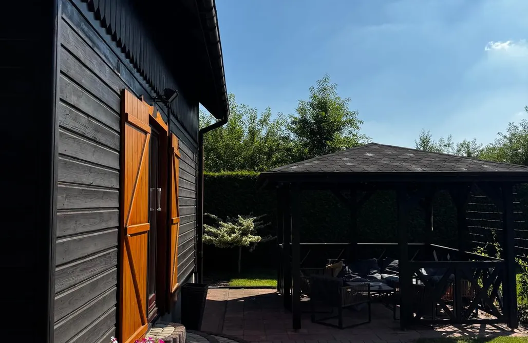 noclegi AlohaCamp Malinowa na polu  4