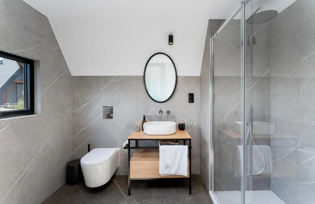 AlohaCamp Domek z 2 sypialniami i kominkiem 1