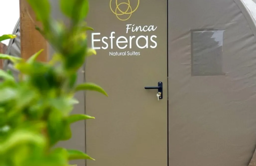 alojamientos AlohaCamp Finca Esferas 1