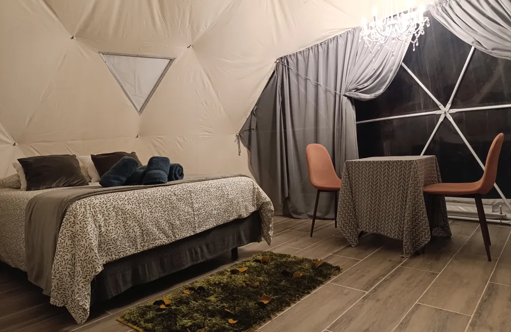 alojamientos AlohaCamp Domo Cal Berton  1