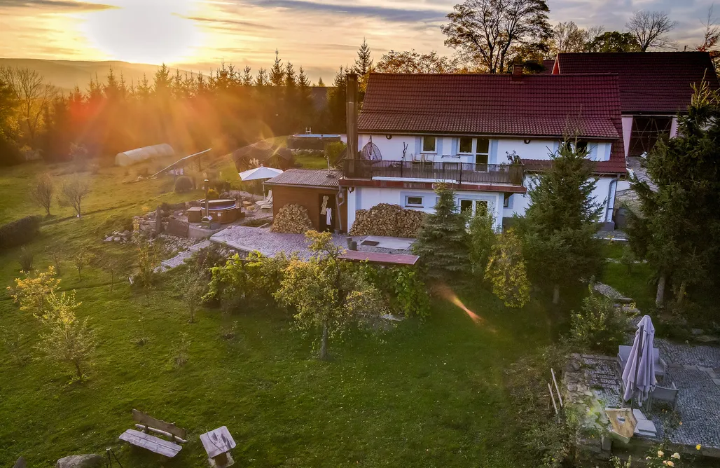 Domek Z Jacuzzi Beskidy Bonaluti Adults 1