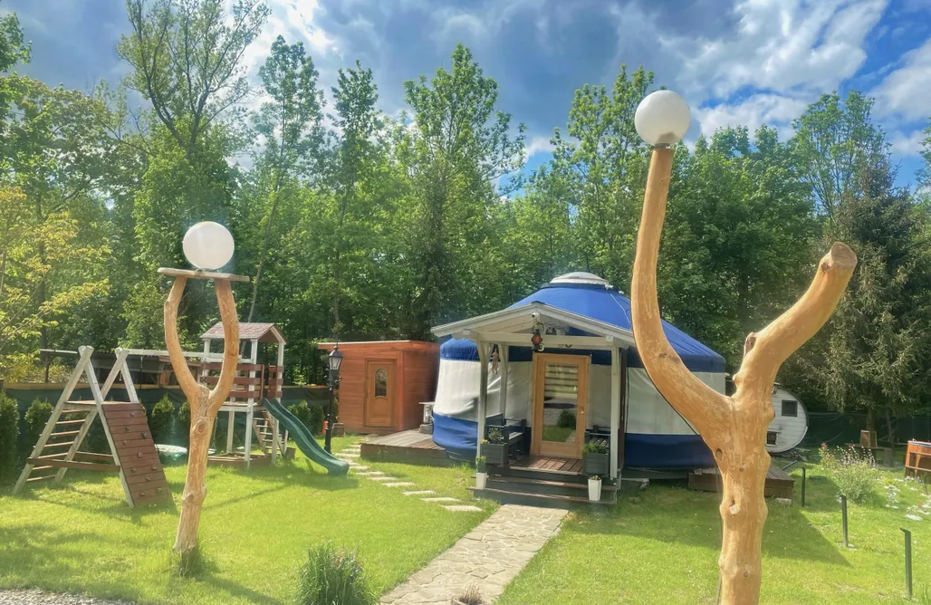 Wczasy Last Minute Slow Flow Glamp - jurta z sauną, basenem i jacuzzi 2