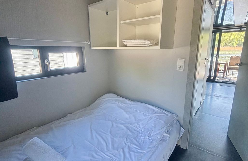 AlohaCamp Dom na wodzie Morgan 2