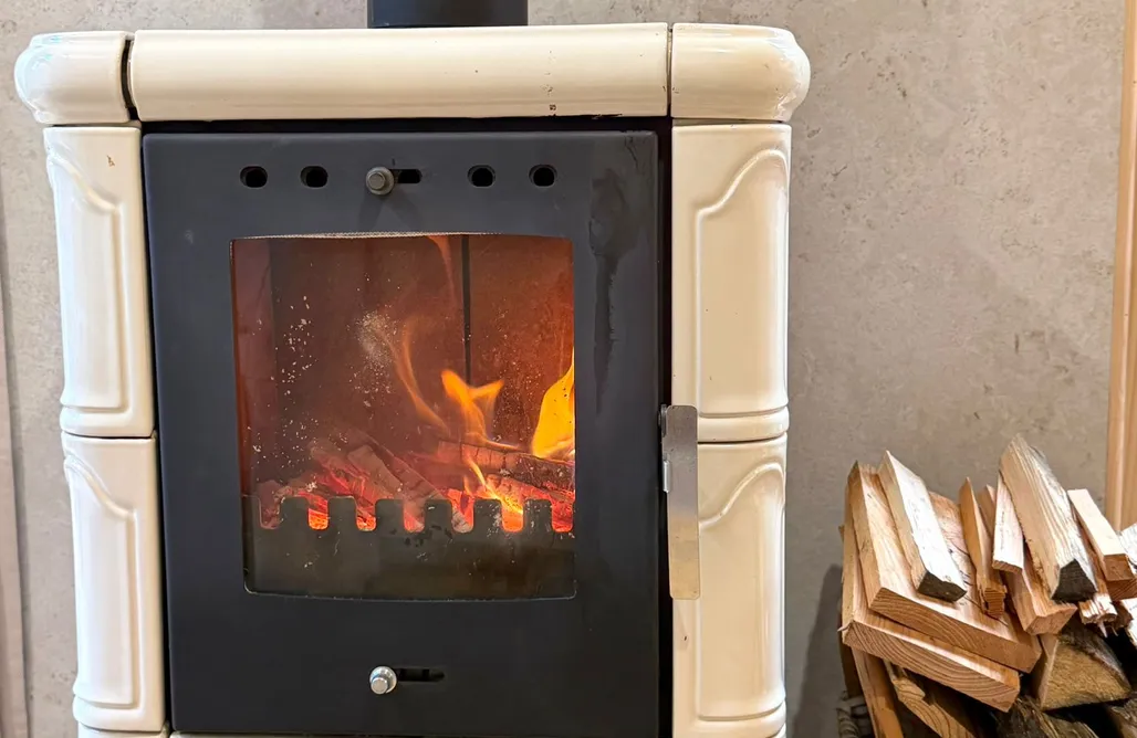 AlohaCamp accommodation Tiny nad potkiem 1