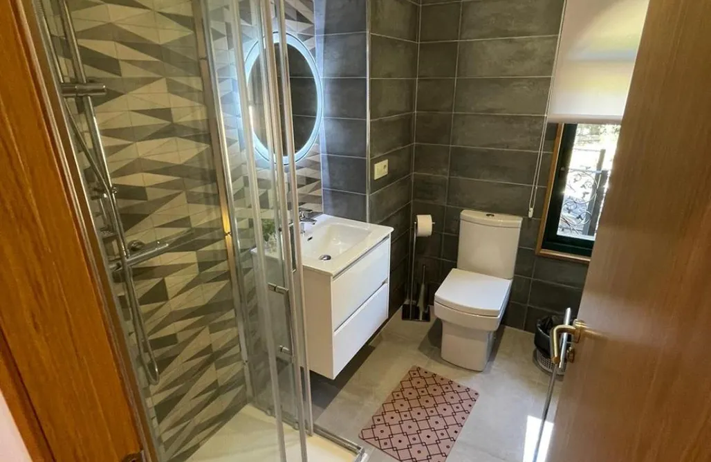 AlohaCamp Habitación doble pequeña planta alta 1