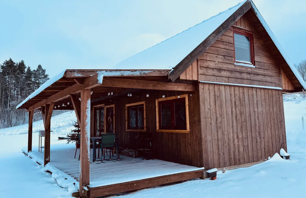 Hébergement AlohaCamp Dobra Wola Dobra Chata - Maison avec bain nordique 1