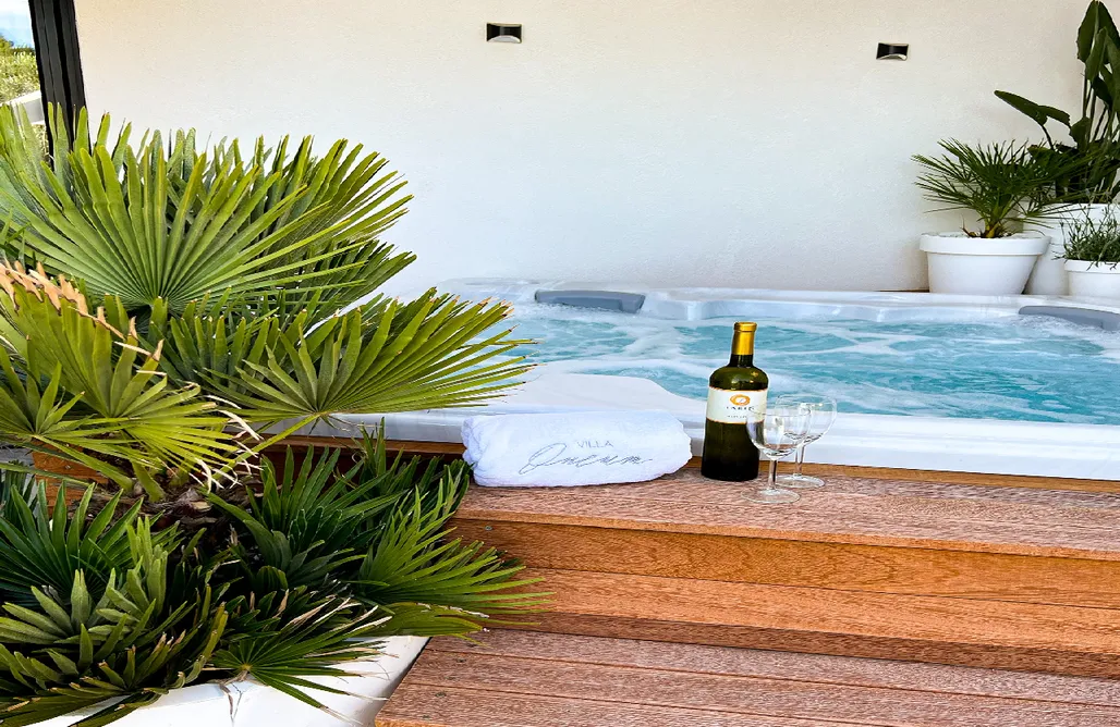 Villa Oneum - Apartment Mare with privat Jacuzzi AlohaCamp