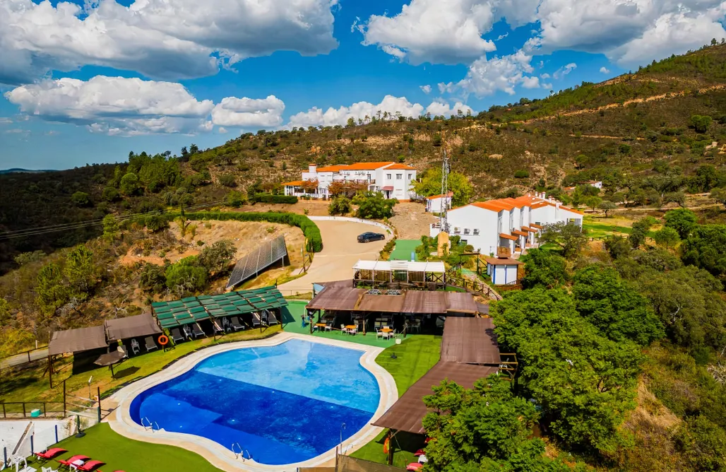 alojamientos AlohaCamp Hotel Veneros 2