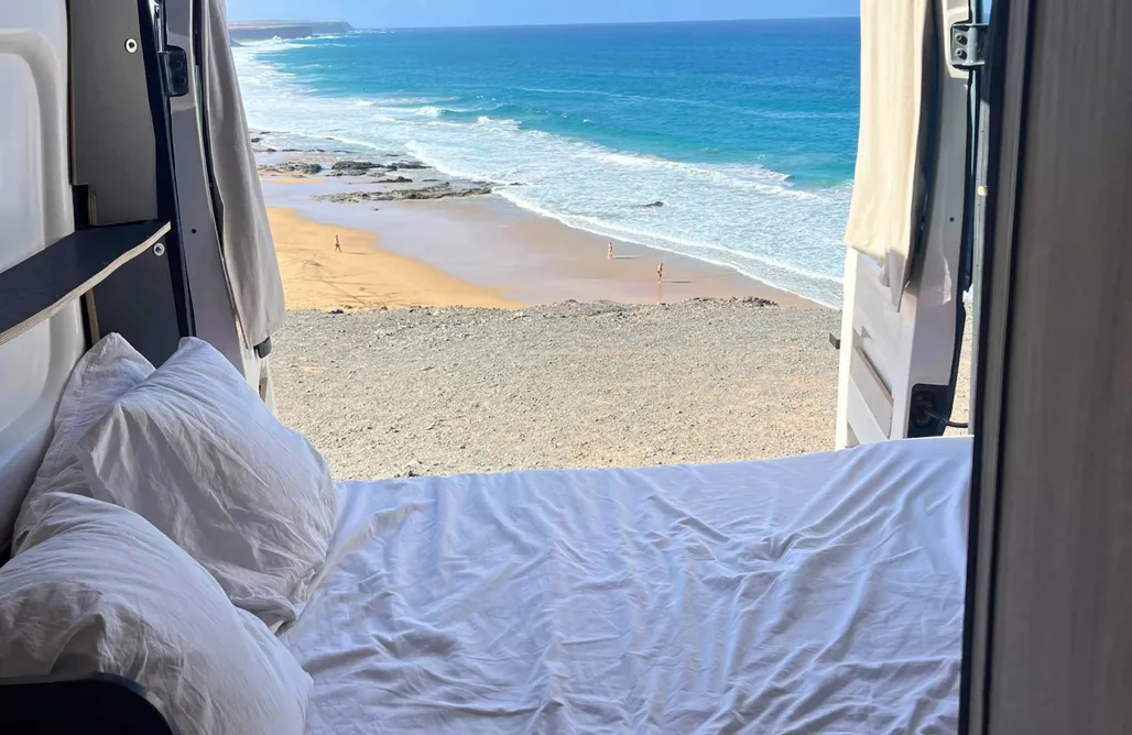 AlohaCamp Camper Van para nómadas 4