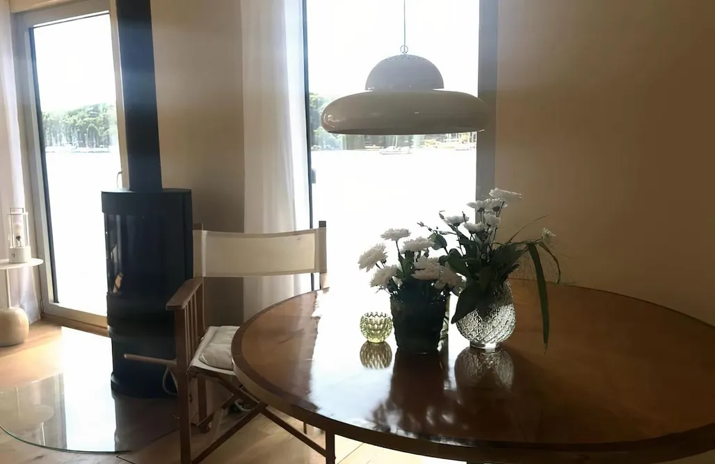 AlohaCamp Hausboot 1