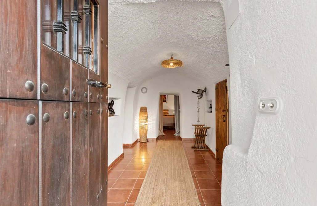 AlohaCamp LAS DUNAS Caves - Olivo: 2 bedroom cave house 1