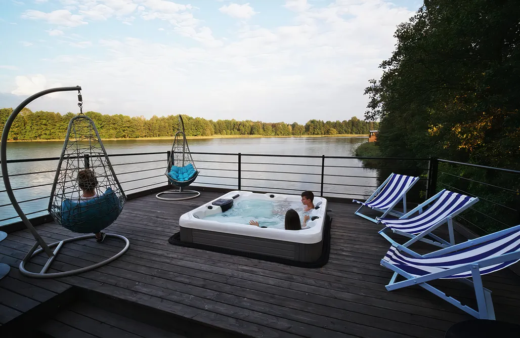 AlohaCamp accommodation Dom na wodzie na Mazurach 3