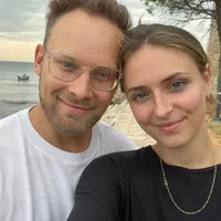 Vincent Gastgebe HAUS28 - Modernes A-Frame im Wald - Nurdachhaus