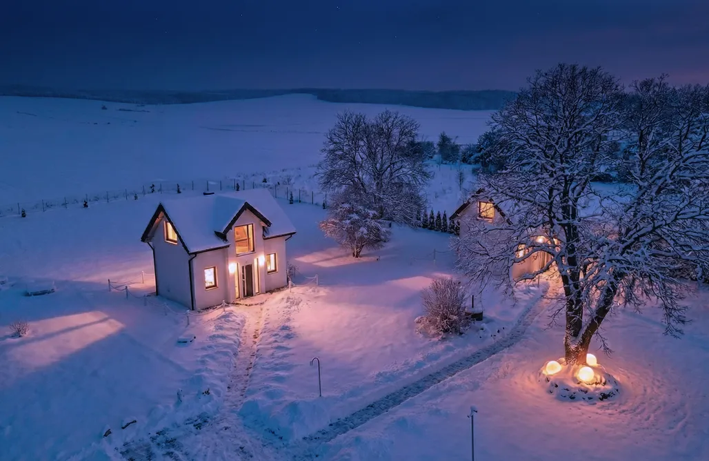 Fajne miejsce na wakacje z dzieckiem w Polsce Nuka House - Teatr Natury 3