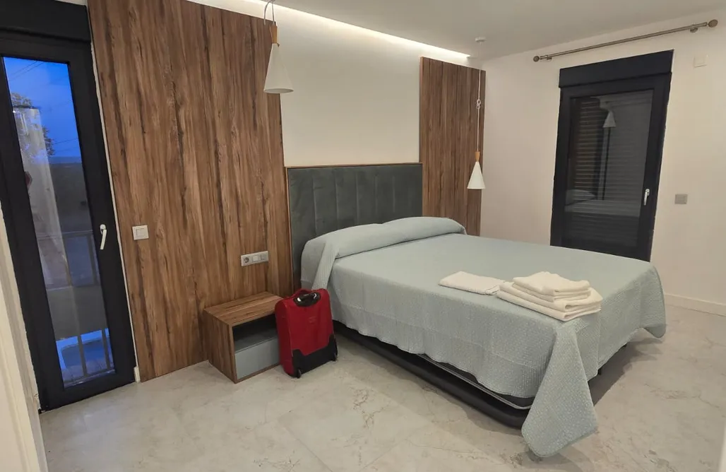 AlohaCamp The White House 2