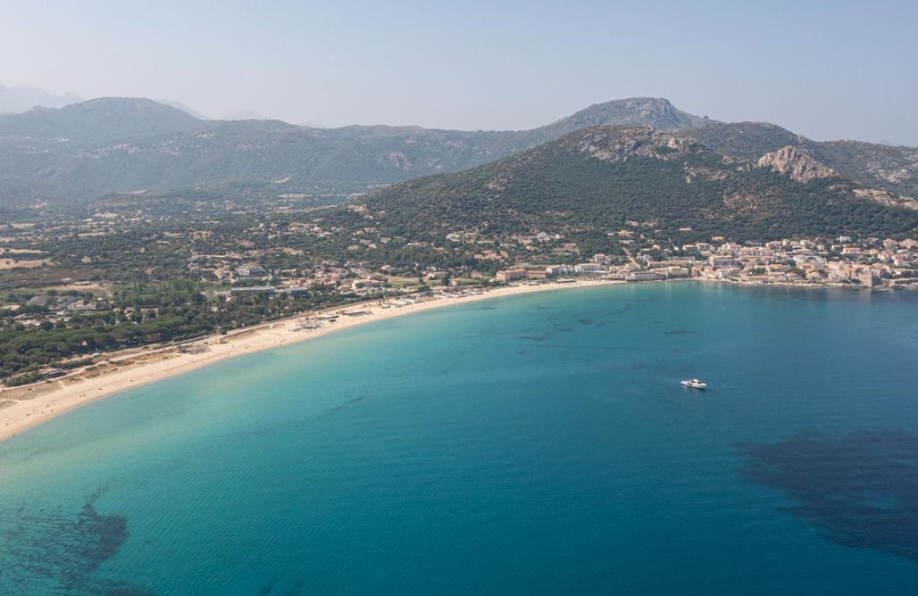 AlohaCamp accommodation Costa di sognu gites 6/8 personnes Rez de chaussée 1