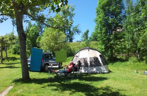 Zdjęcie obiektu Sitio para tiendas - Camping Laspaúles  