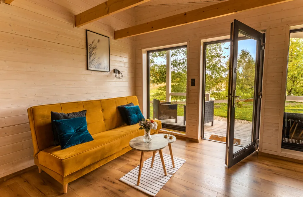 AlohaCamp Brzozowisko Tuchomko - domek całoroczny 4