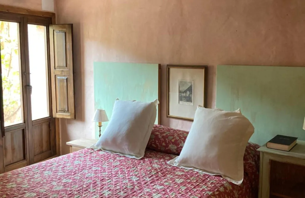 AlohaCamp Chalet de cuatro dormitorios y baños independientes, salon, piscina, barbacoa y cocina completa. 3