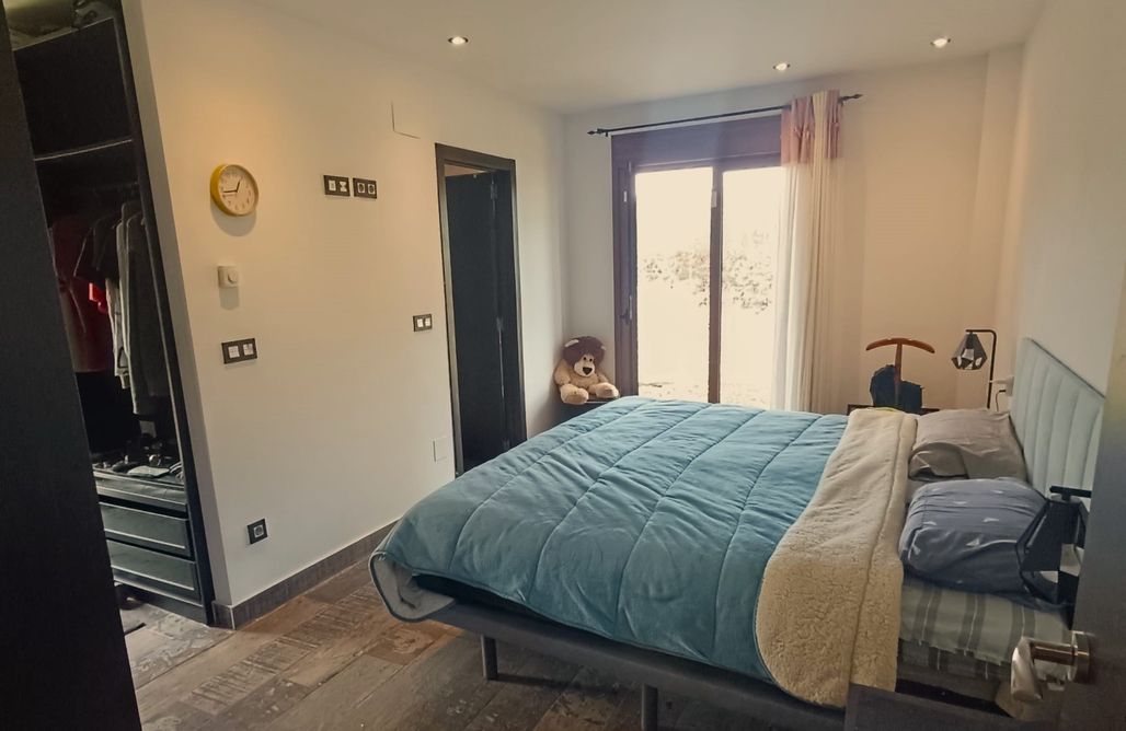 AlohaCamp My Reyna, casa con jardín y piscina para 8 personas en Lada 3