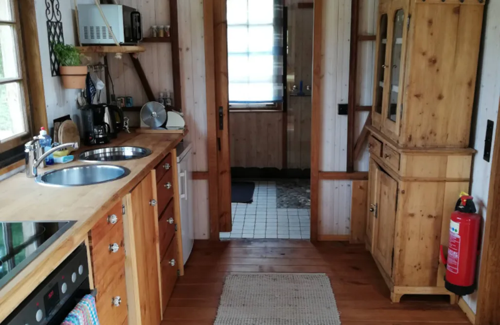 AlohaCamp historischer Zirkuswagen "Sternenhimmel" mit Sauna 4