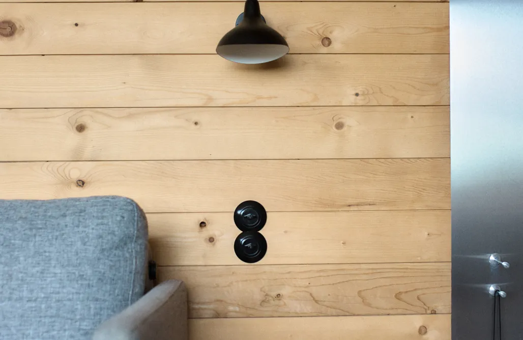 AlohaCamp Czarny Domek 2