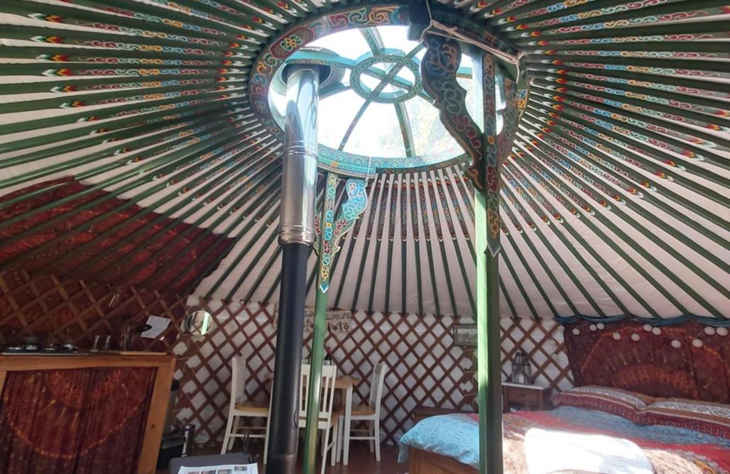 AlohaCamp Mongolian Yurt Glamping 3