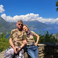 Aneta Gastgebe Zouza Wald Rückzugsort