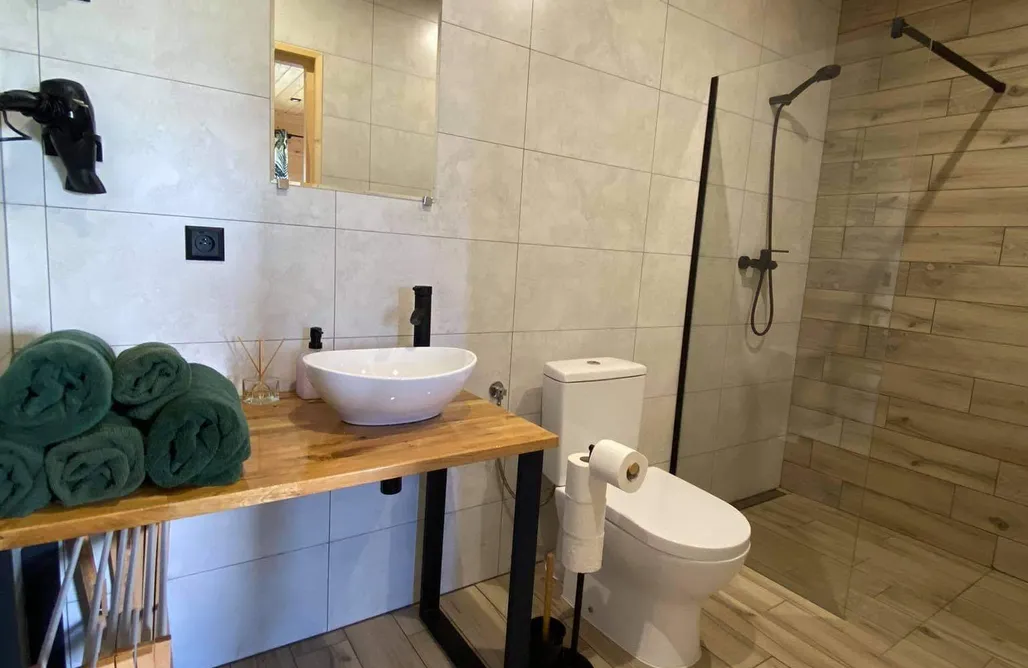 AlohaCamp domek wolnostojący z klimatyzacją 1