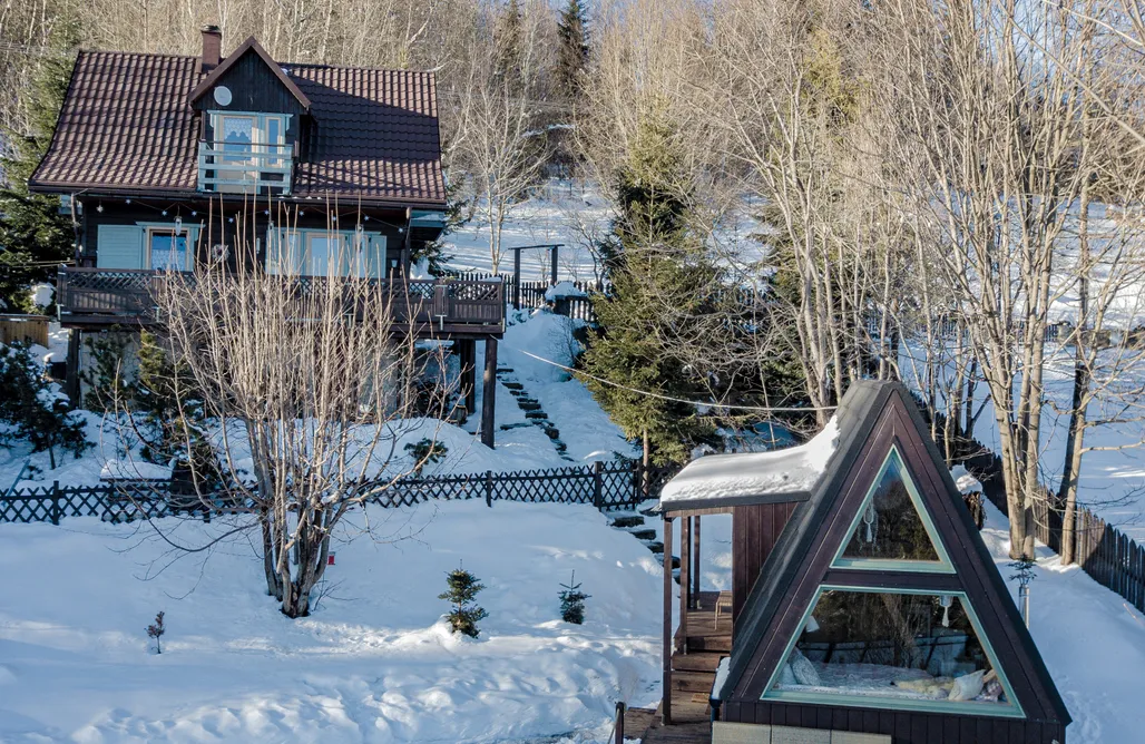noclegi AlohaCamp Alemiło - dom w górach 1