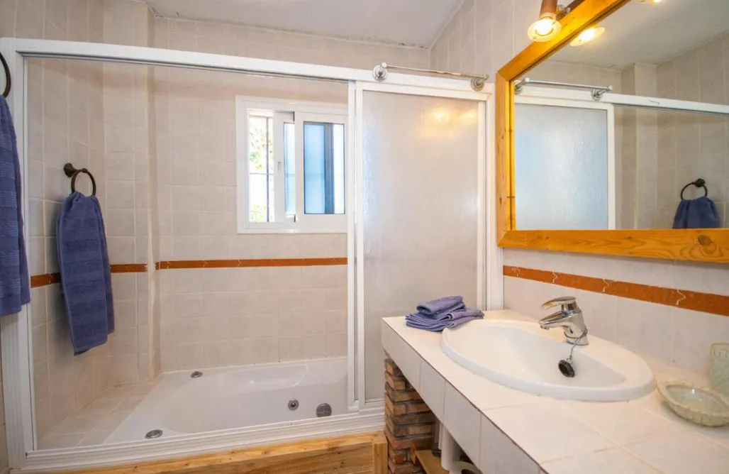 AlohaCamp accommodation Casa Rural La Cañada de Coín 1