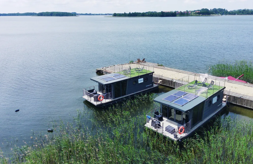 Domek na wodzie Topiko Czarter  AlohaCamp