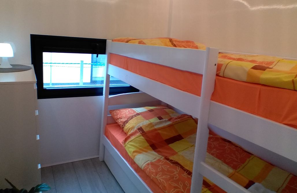 AlohaCamp ARKA domki na wodzie w Mielnie 2
