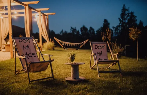 Zdjęcie obiektu Dom na łące