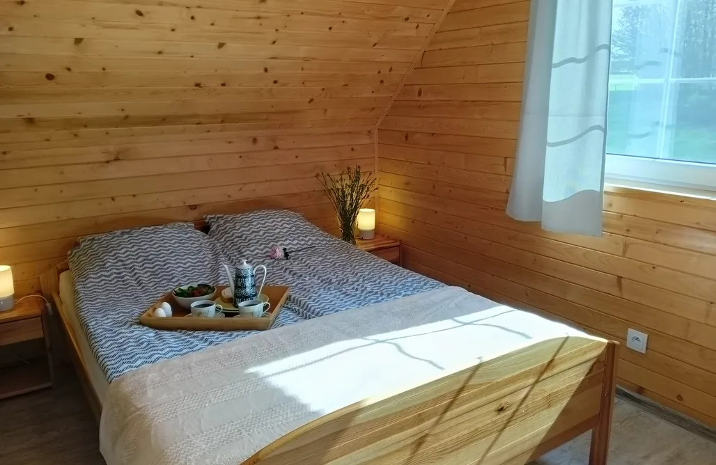 AlohaCamp Dom skandynawski na terenie Stadniny koni 3