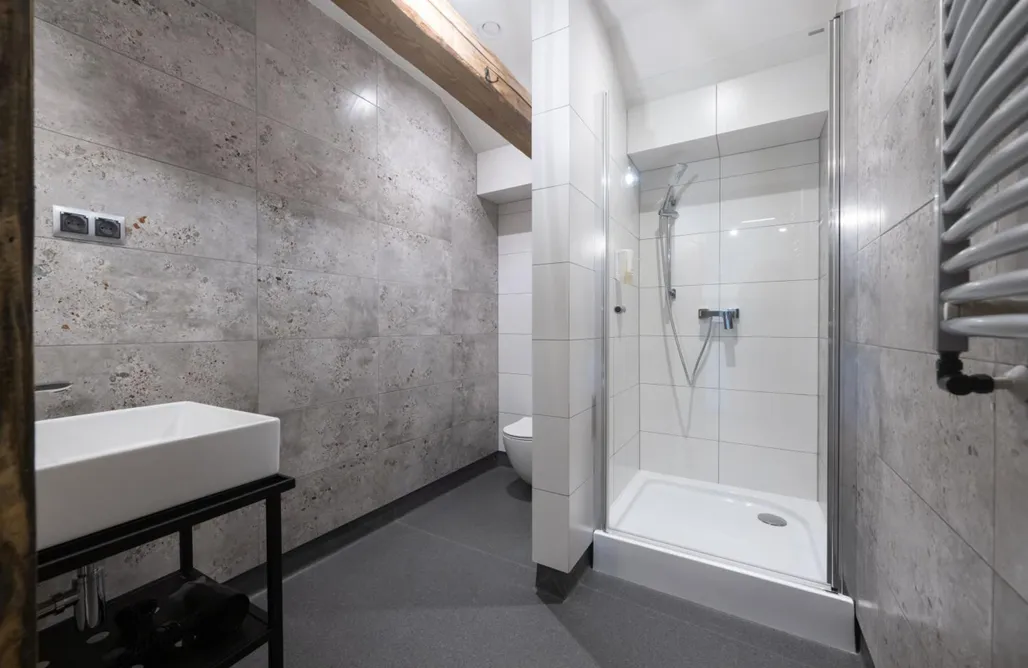 AlohaCamp #1 Pokój trzyosobowy 1