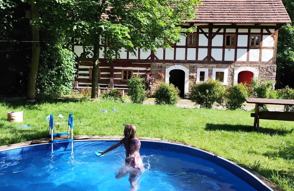 alojamientos AlohaCamp Chatka zimorodka 1