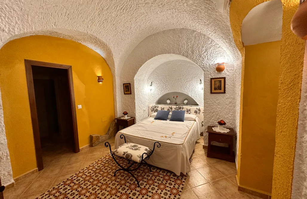 AlohaCamp Cueva de 3 dormitorios y 2 baños 3