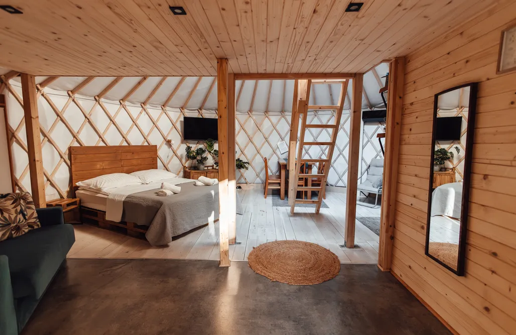 noclegi AlohaCamp Aloha Glamp – wyjątkowe jurty z prywatnym SPA w sercu Beskidów 4