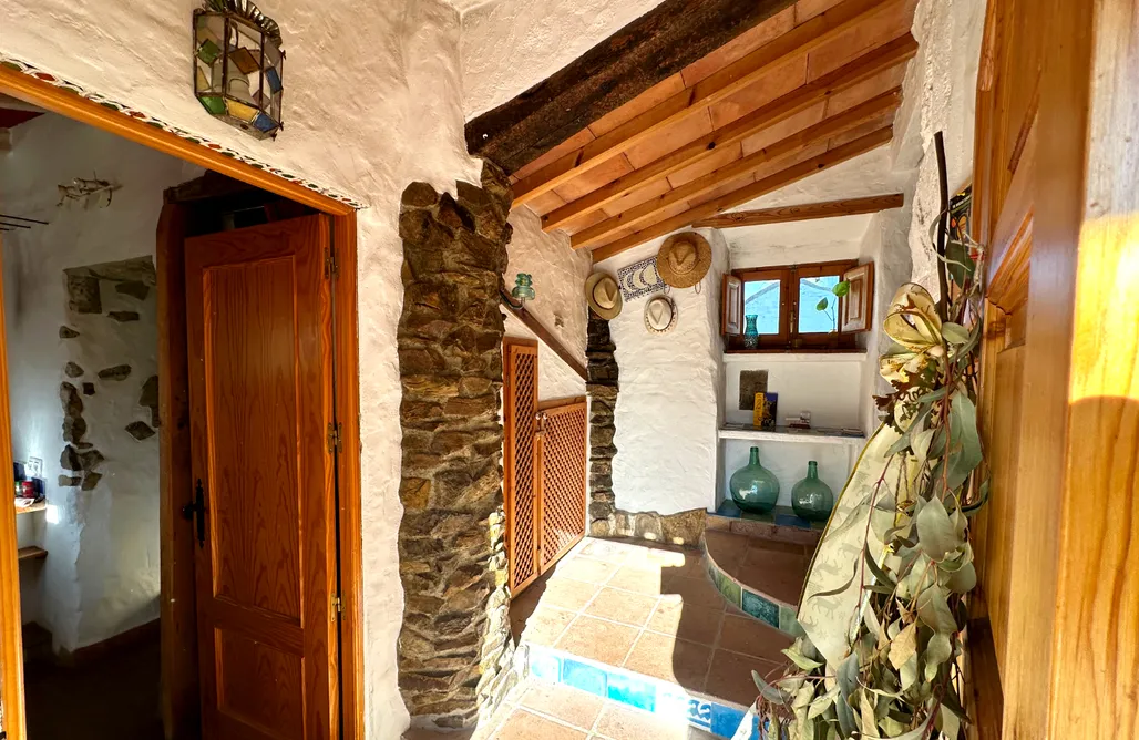 AlohaCamp Cinco Lunas Room 3 1