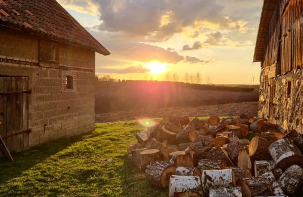 noclegi AlohaCamp Domek na końcu świata Wronki  5