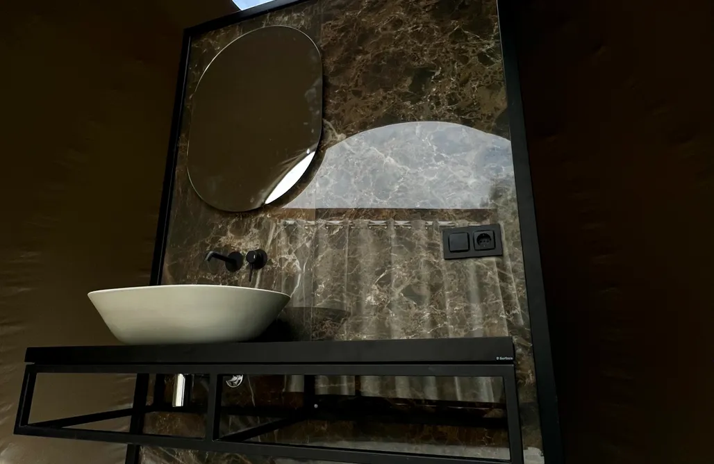 AlohaCamp Sua Bubble 1