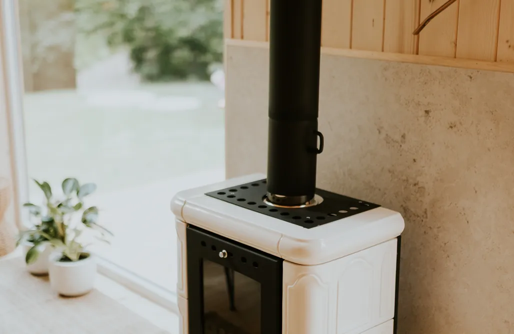 AlohaCamp Tiny House nad potokiem 4