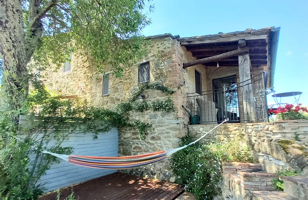 Location Vacances Ajaccio Studio de ferme toscane charmant avec piscine 2