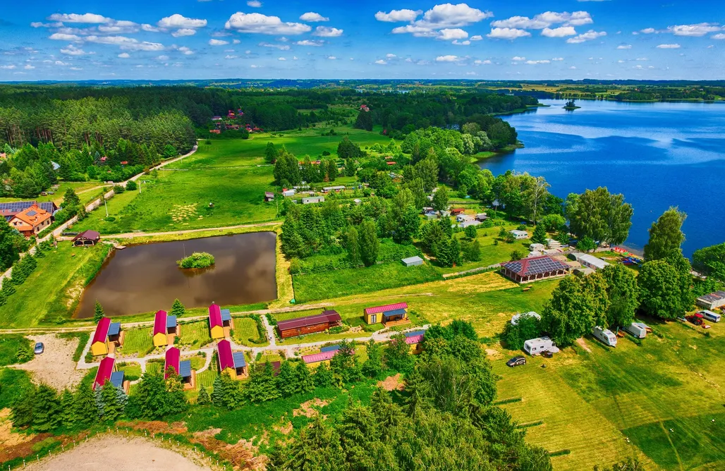 Alloggi AlohaCamp Velo Camp nad jeziorem Dadaj 4