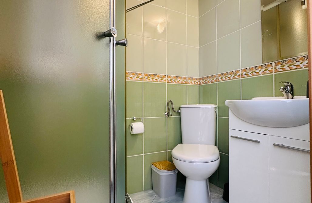 AlohaCamp Pokój Trzyosobowy z prywatną łazienką 1