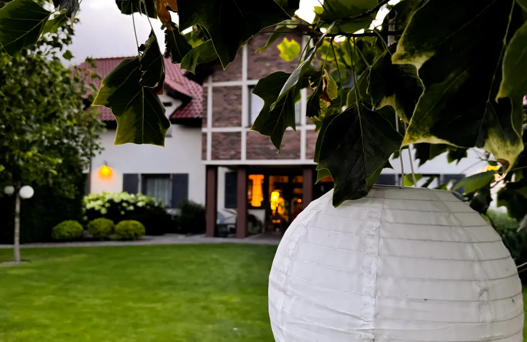 Hütte im Wald Mieten Ostsee Tulipanowy Gościniec  1