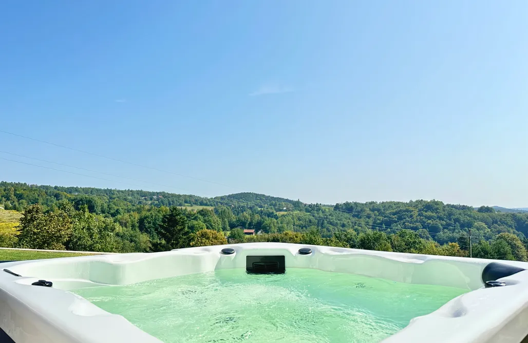 noclegi AlohaCamp The East House ONE 5