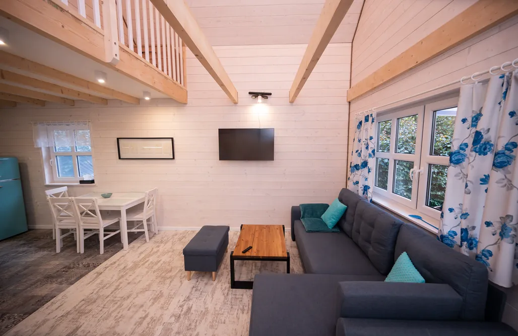 Tanie Noclegi Giżycko Kwiat Paproci - domki nad jeziorem 1