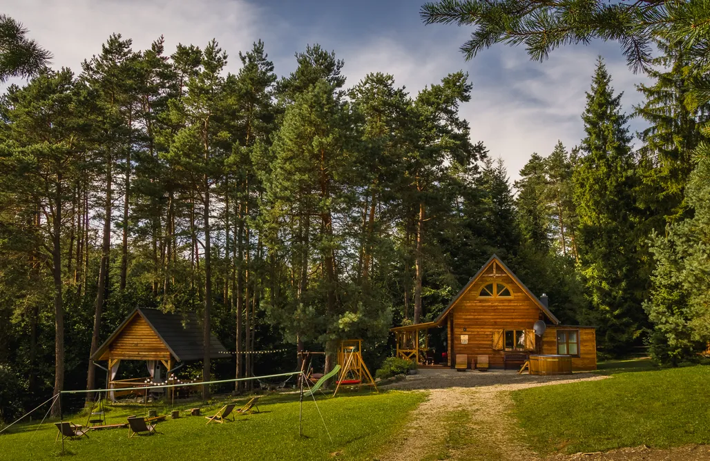 noclegi AlohaCamp Smerekowiec - domek w lesie z sauną w cenie 5